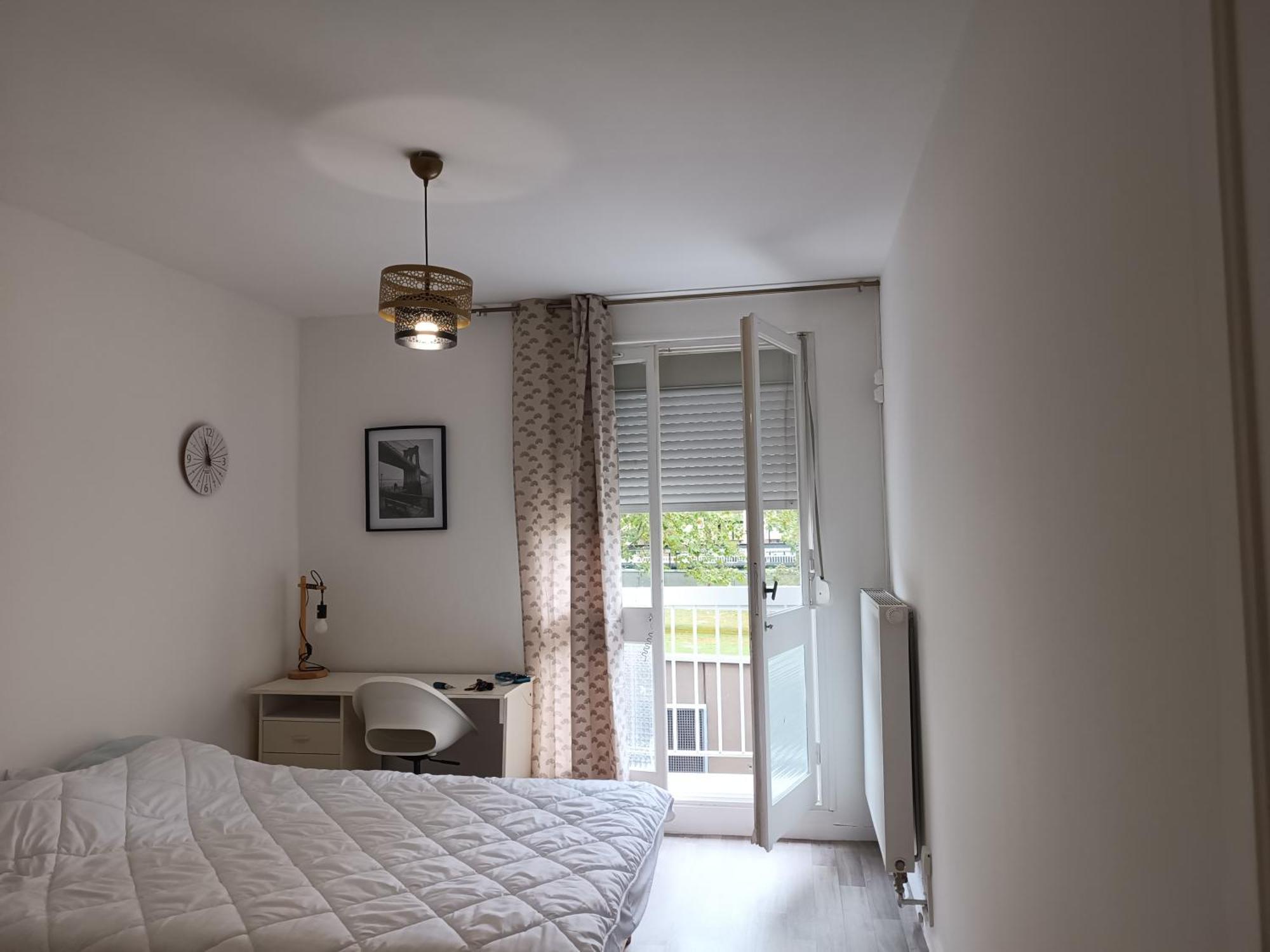 Chambre Dans Un Appartement En Colocation Rennes Exterior foto